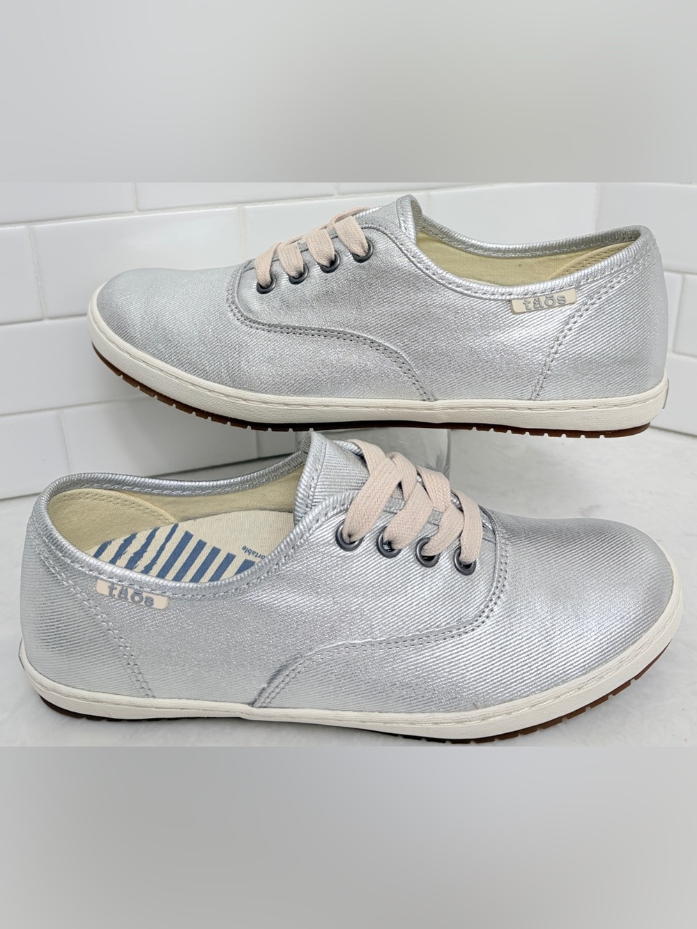 Taos Footwear Silver Metallic Lace-Up Sneakers with Cream Laces